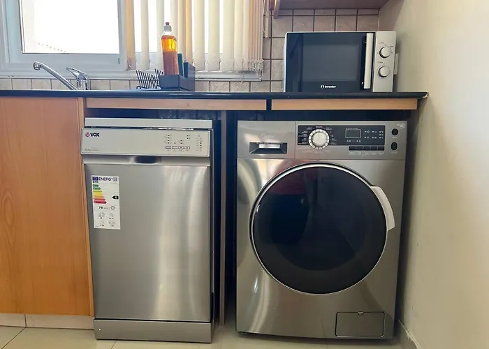 Greek Harmony * Paralimni