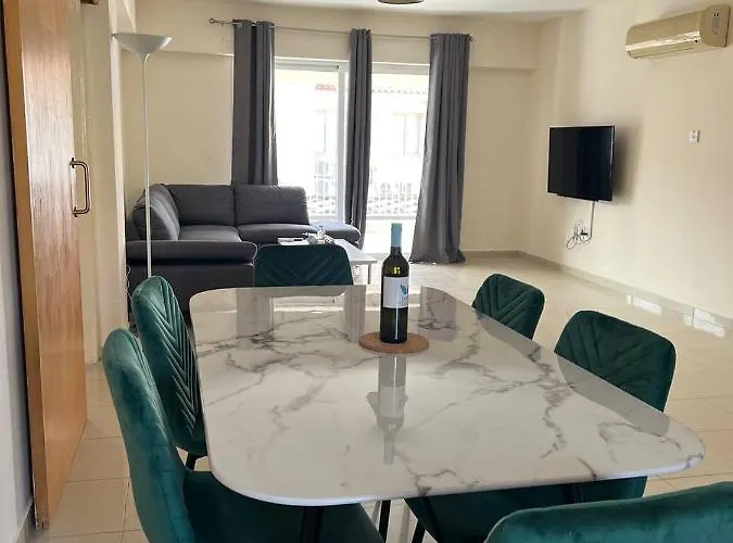 Greek Harmony * Paralimni